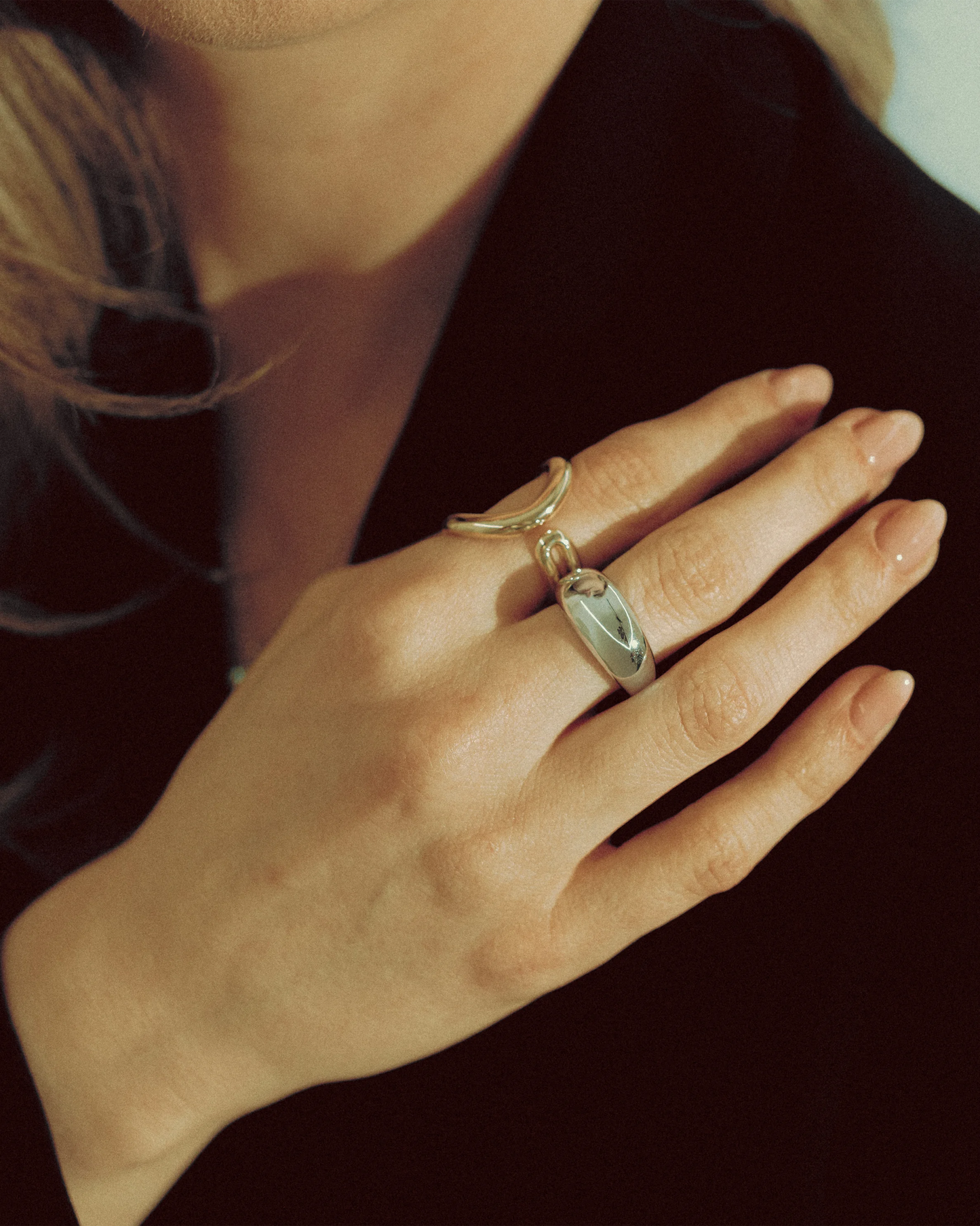 Goldmacher Bold Dome Ring – Bold high-polish dome ring worn by model for a modern statement look