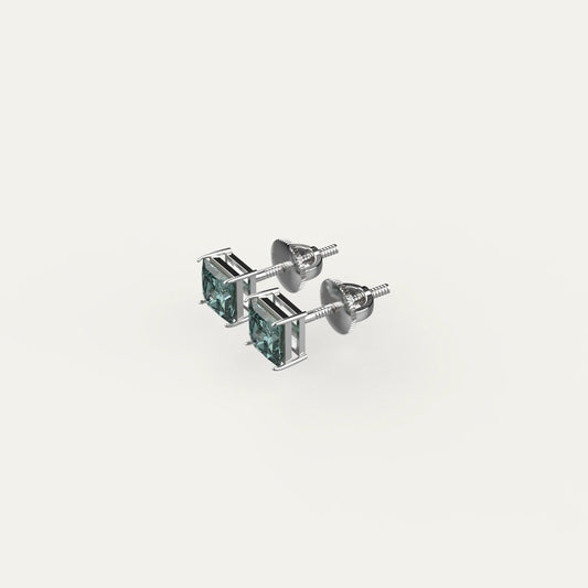 Goldmacher Dara Hypoallergenic Sterling Silver Studs – Princess-Cut Green Moissanite for Sensitive Skin or Minimalist Style.