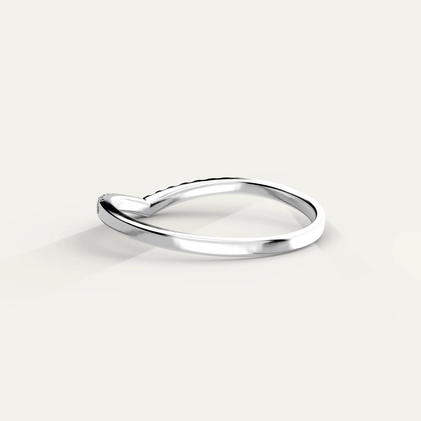 Goldmacher Lynx Sterling Silver V-Ring – Hypoallergenic Pavé Moissanite for Sensitive Skin, Minimalist Style, or Everyday Sparkle.