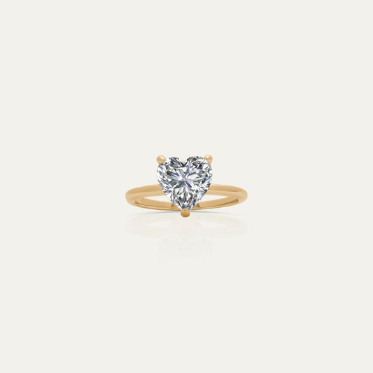 Goldmacher Elora 18k Gold Heart-Shaped 1ct Moissanite Solitaire Ring – Elegant and Timeless Design