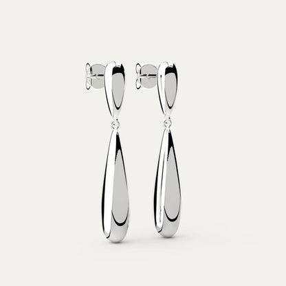 Long Drop Earrings by Goldmacher – Slim Rhodium Silver Drops with High Shine and Streamlined Form