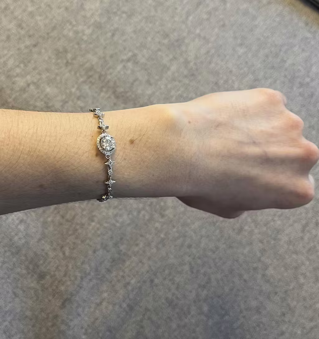 Customer styling Goldmacher Lyric bracelet